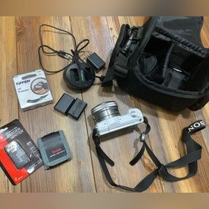 Sony alpha a6000 Mirrorless Digital Camera with 16-50 mm Lens, 24 MP (White)